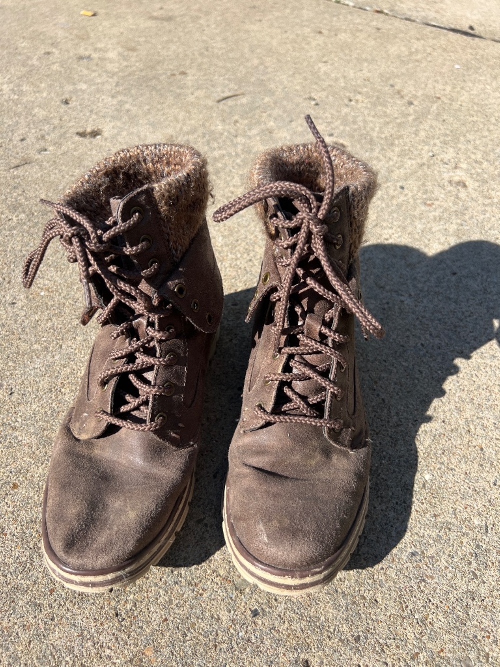 Women’s Boots, Ankle Height with Knit Upper Detail (Size 7M)